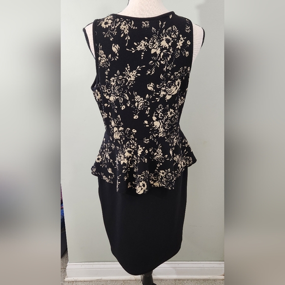 Fashion Gold peplum floral dress - Picture 7 of 7